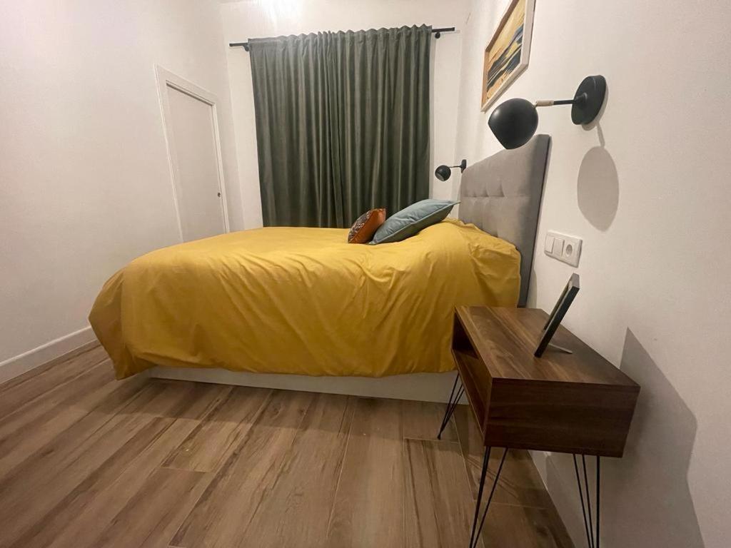 Apartamentos Sol Y Luna La Línea de la Concepción Zewnętrze zdjęcie